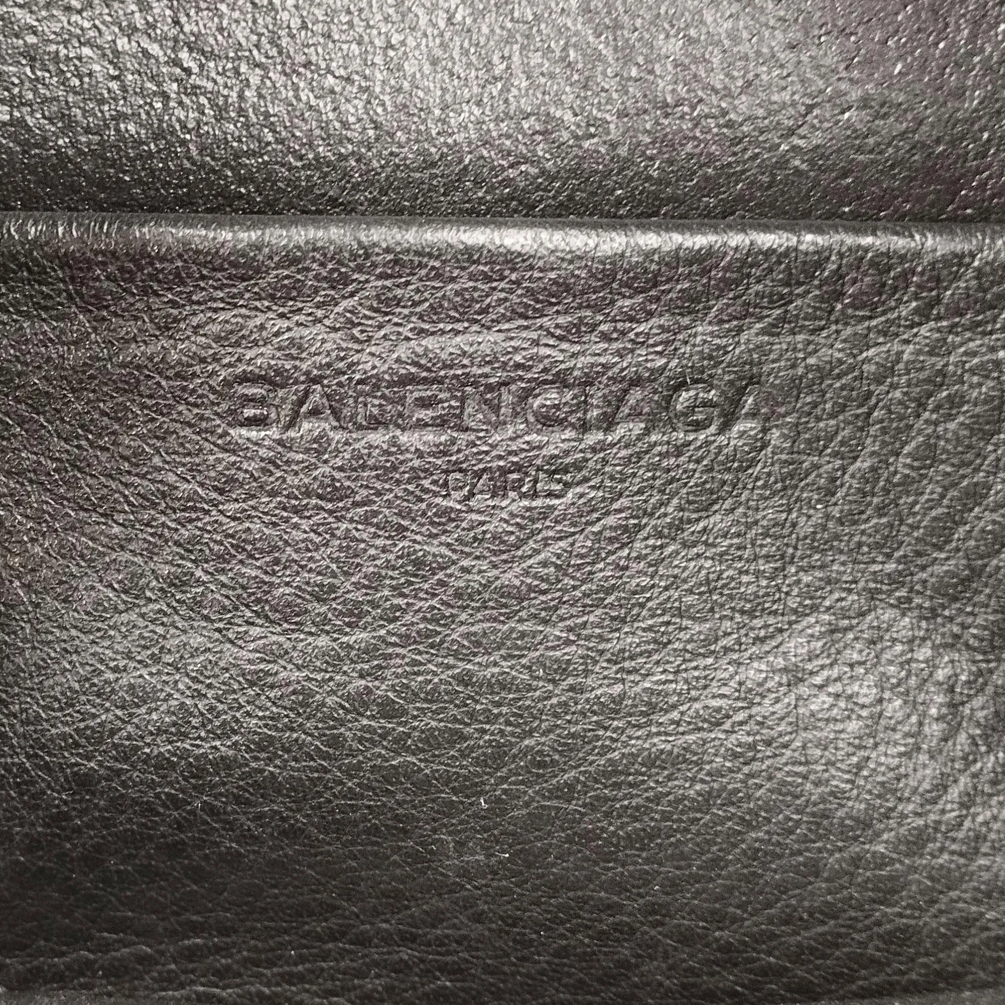 Balenciaga Everyday Camera Bag S (SHG-FiZIos)