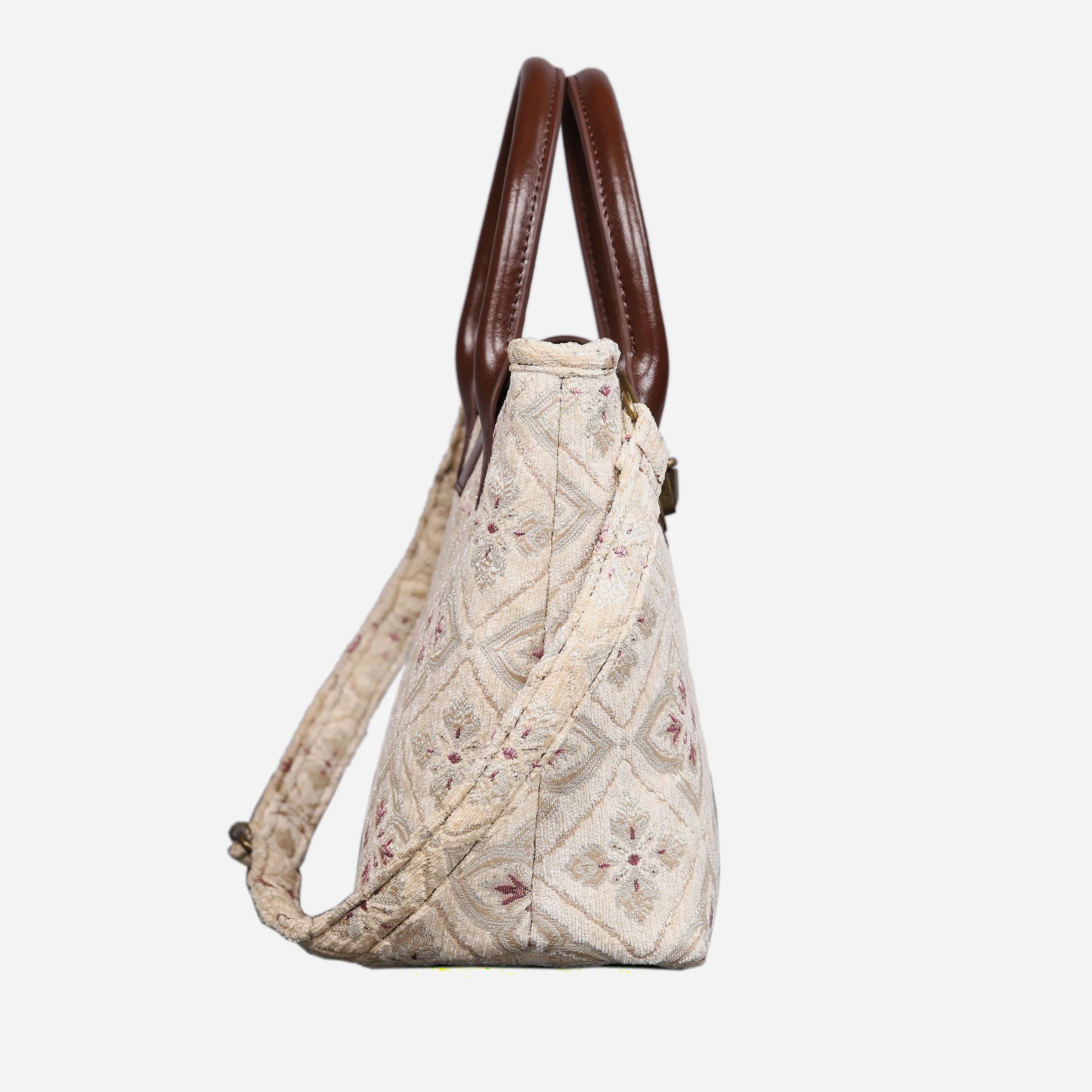 Ethnic Cream Tuck Lock Carpet Satchel