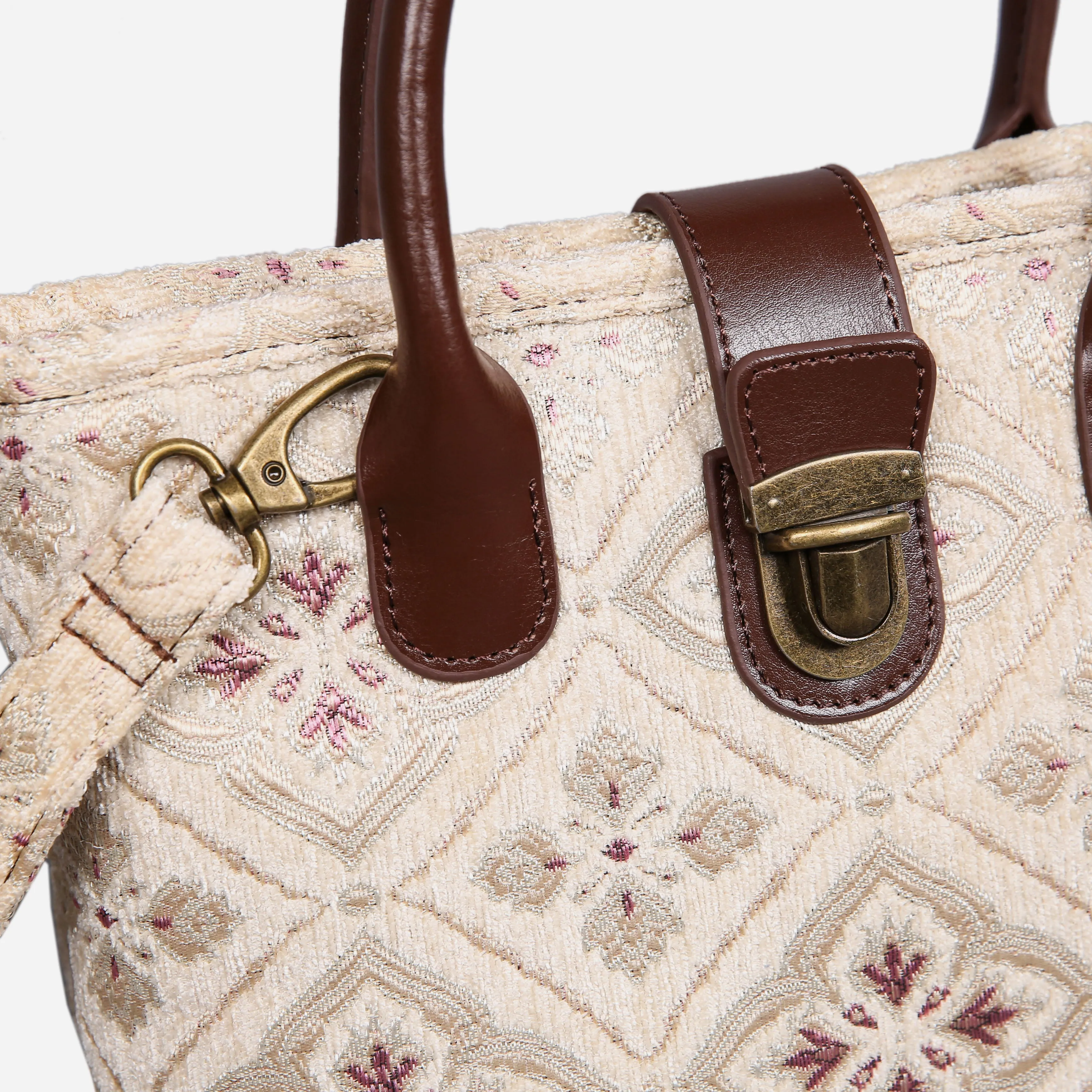 Ethnic Cream Tuck Lock Carpet Satchel