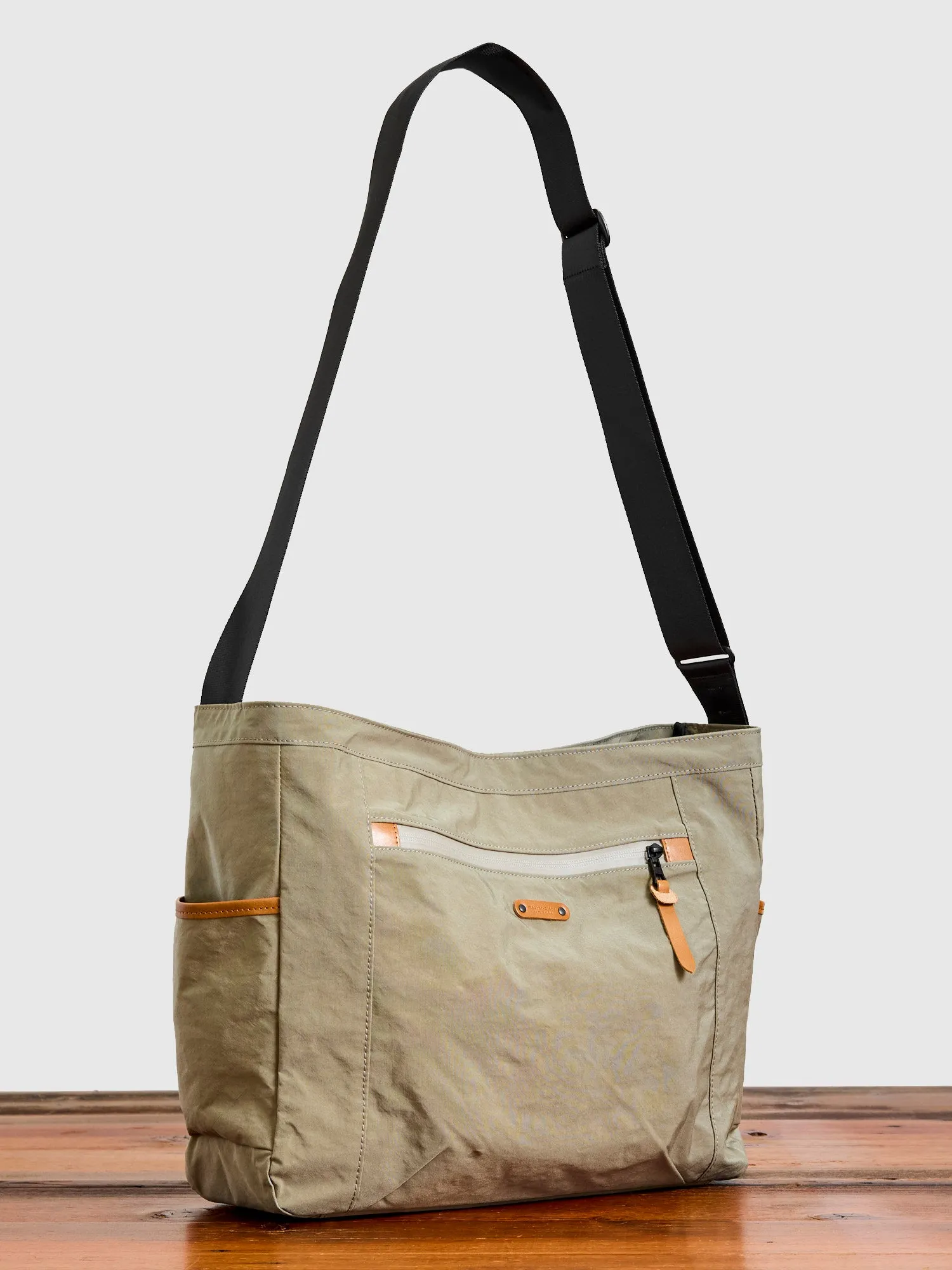 Root Shoulder Tote Bag in Beige