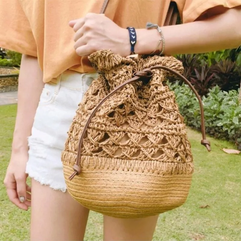 Straw Bucket Shoulder Drawstring Bag