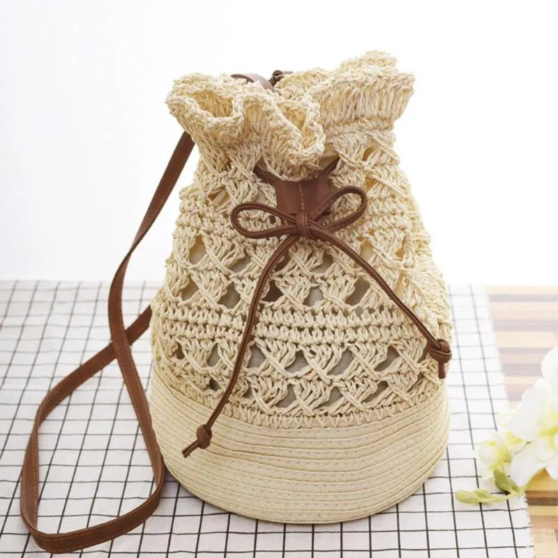 Straw Bucket Shoulder Drawstring Bag