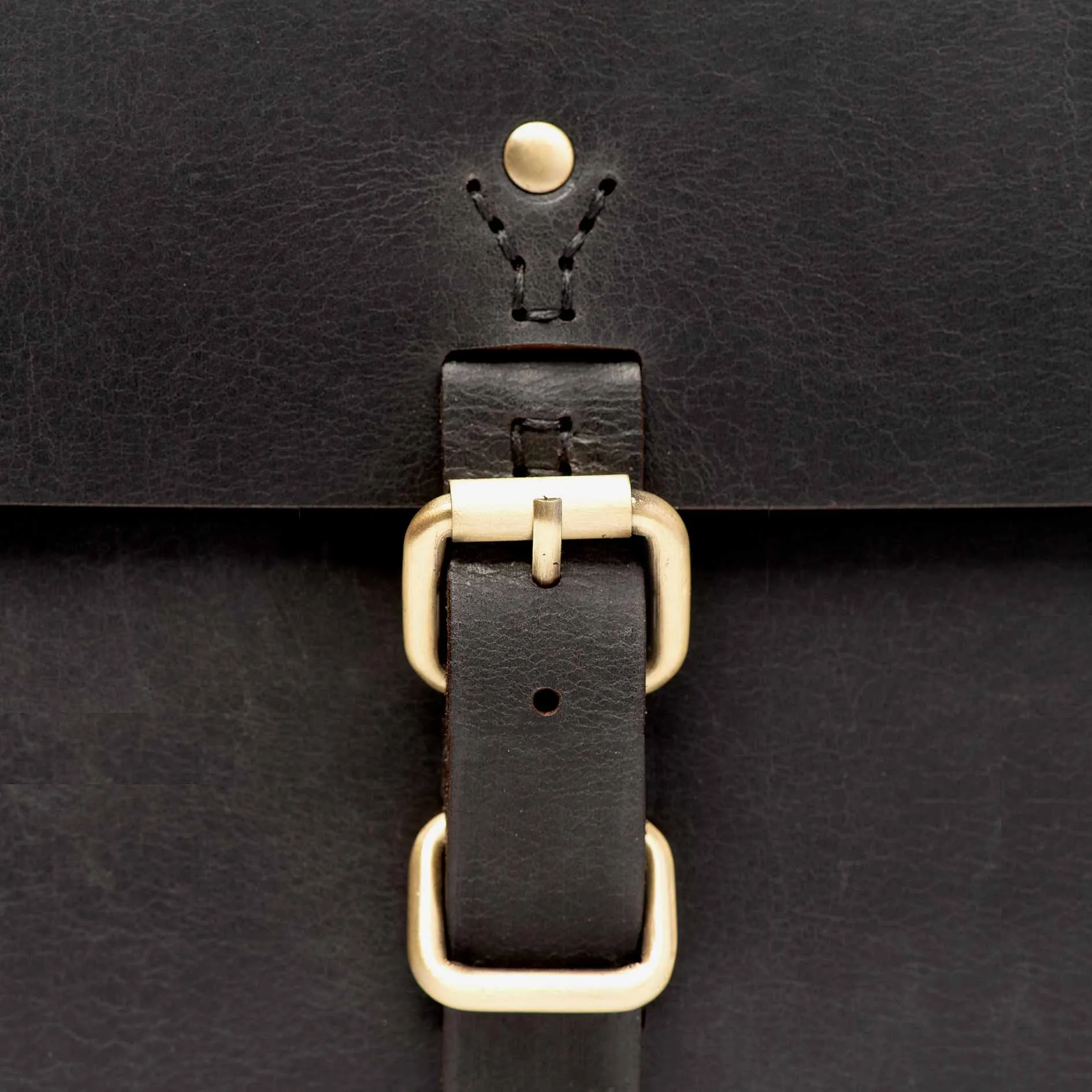 THE COMPANION SATCHEL - BLACK